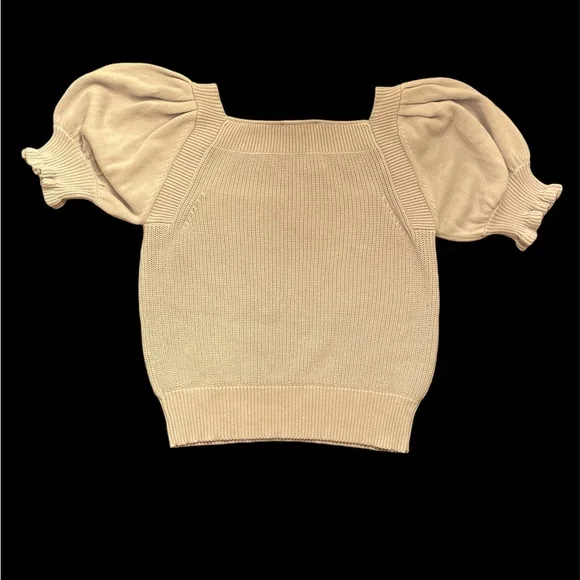 Short Sleeve Sweater Top - Picture 4 of 4